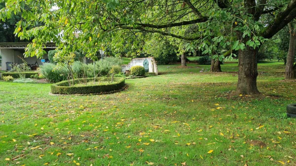 Maison de maître Asnieres Sur Vegre 7 pièce(s) 145 m2 - photo 6