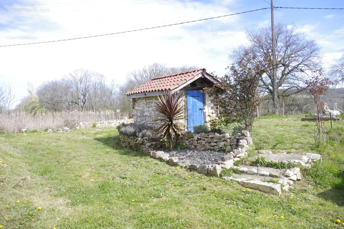 A vendre Maison en pierre  5 pièces SAINT JEAN POUTGE (32) sur terrain de 2ha - photo 3