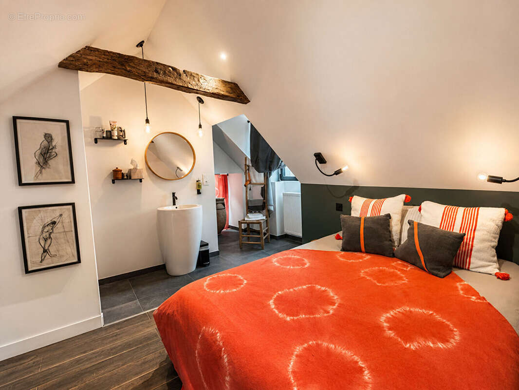PLOUDALMEZEAU - Magnifique Maison de Maître en pierre de 182 m² - photo 5