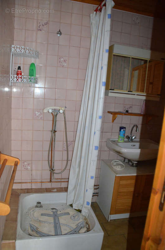 Maison à LA CHAPELLE-THEMER