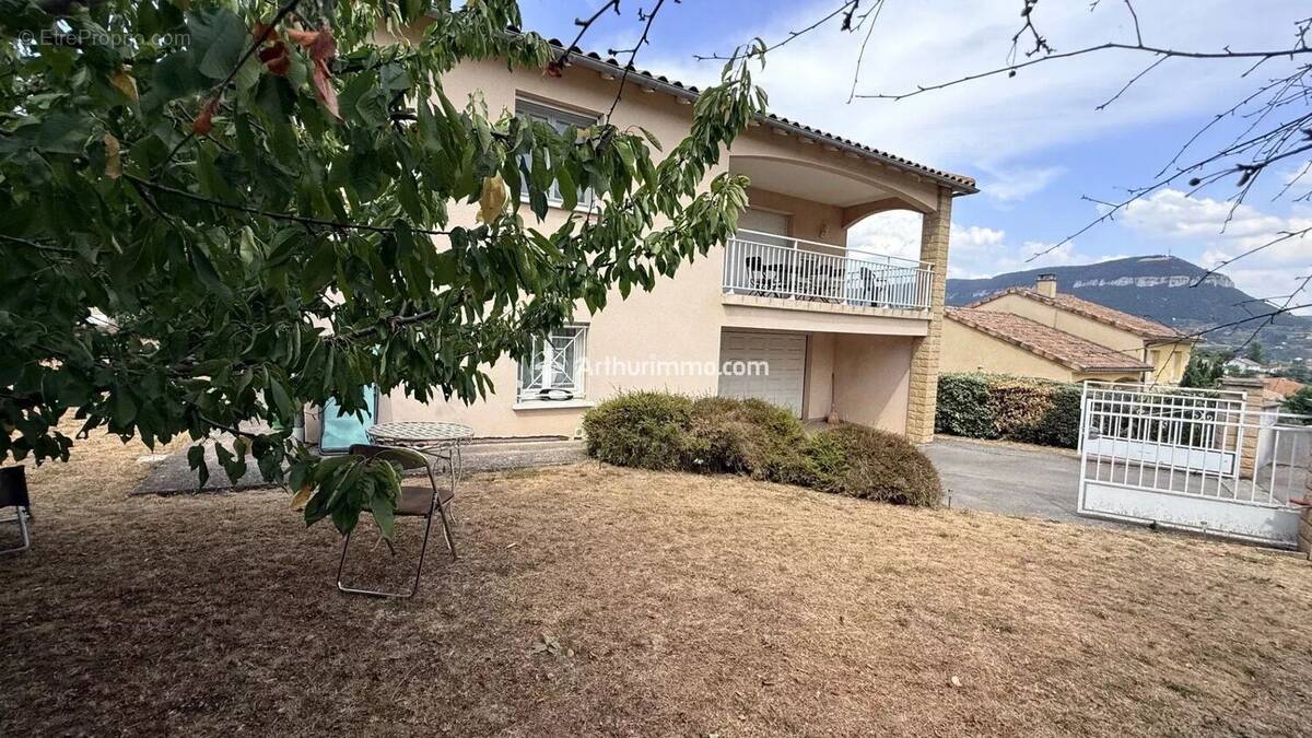 Maison à MILLAU