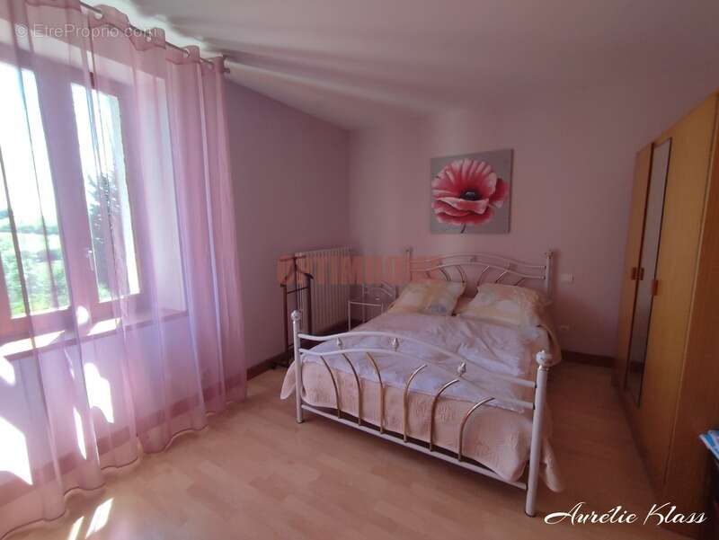 Maison à MEZERVILLE