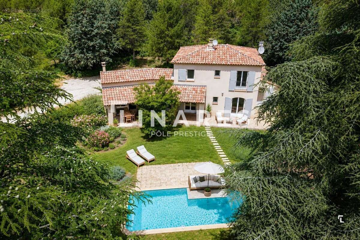 Maison à AIX-EN-PROVENCE