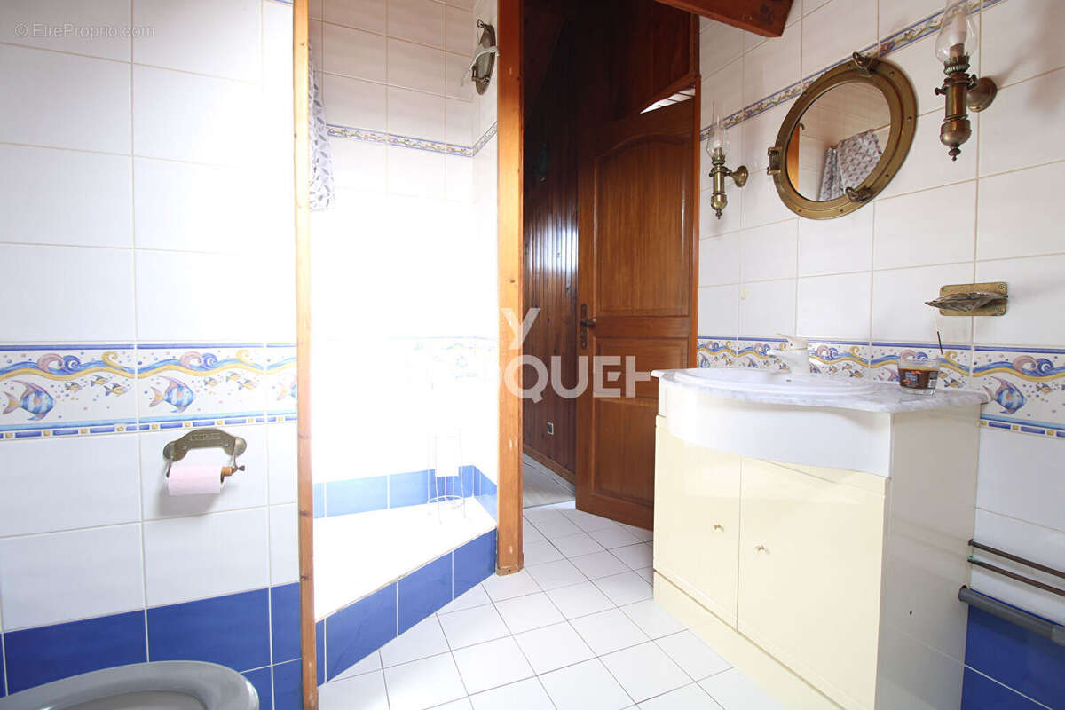 Maison à CHEVRY-COSSIGNY