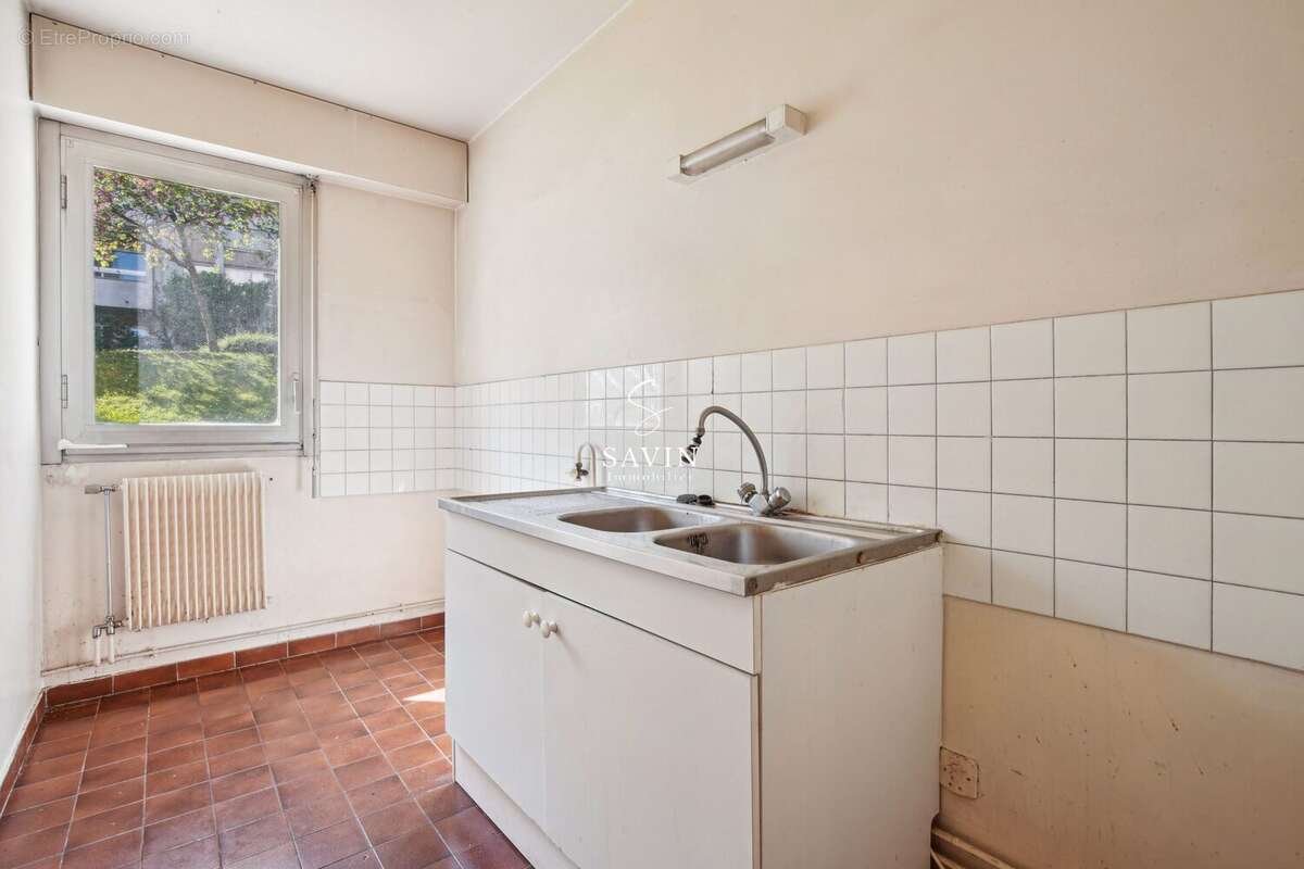 Appartement à SURESNES