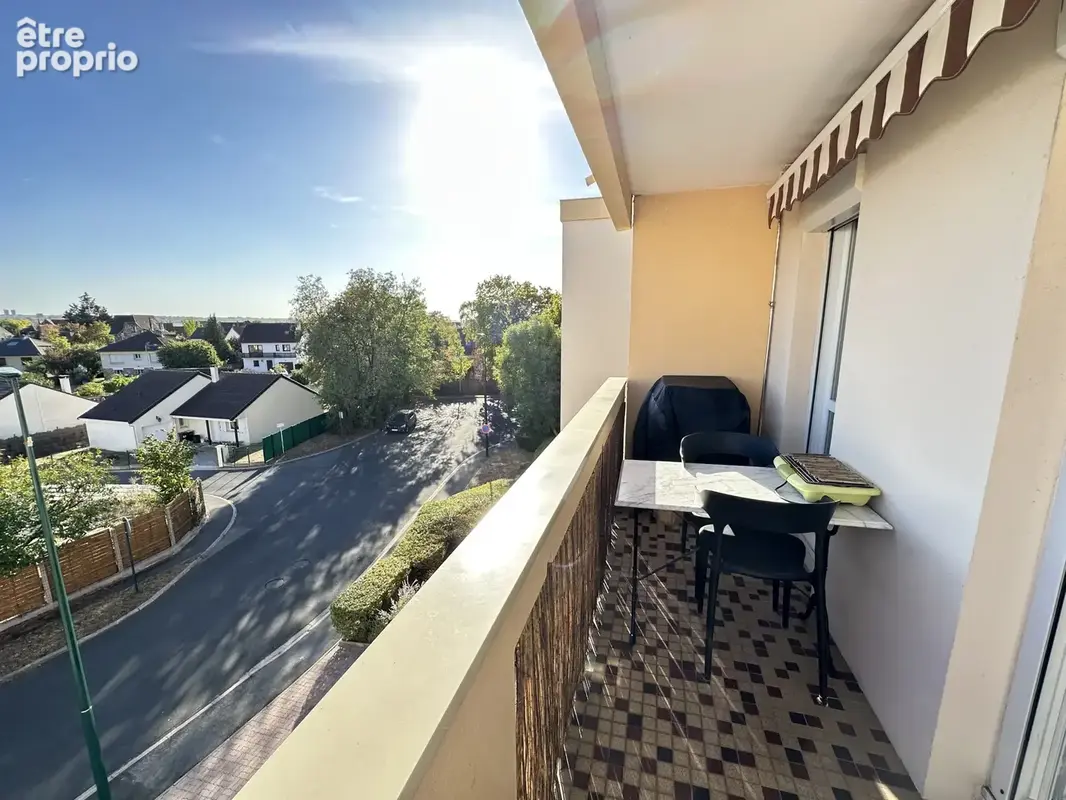 F3 sans vis-a-vis + 2  balcons - photo 15