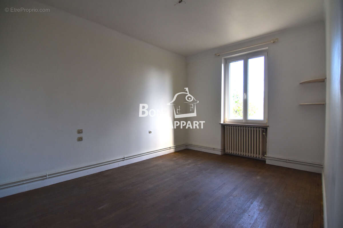 Appartement à SAINTE-MARIE-AUX-CHENES