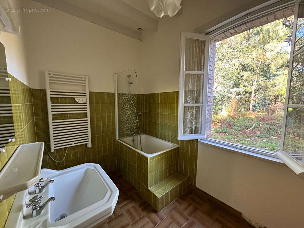 Maison à MOLIETS-ET-MAA