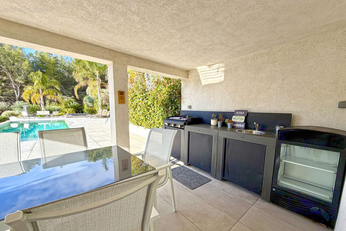 Maison à LA VALETTE-DU-VAR