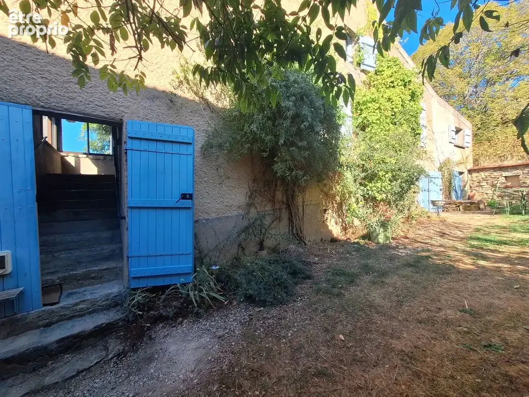 Maison en pierre de 3 chambres avec grand jardin et dépendances - photo 11