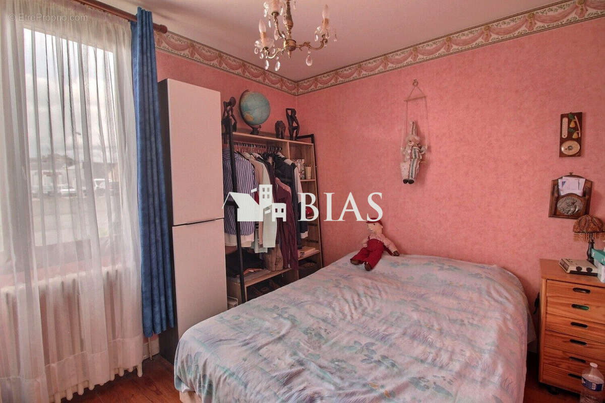 Maison 92 m² à Brionne  - photo 5