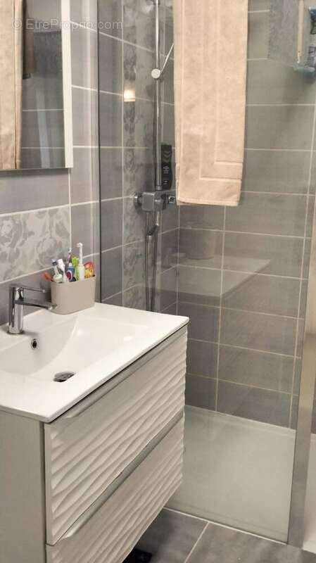 Maison 142m2, piscine , 2 mns de Neuville. - photo 8