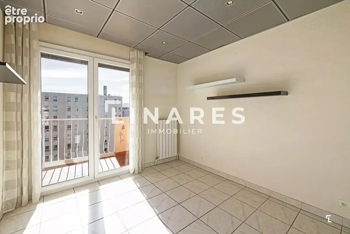 LE FONCTIONNEL - Appartement T3 de 61m2 - Balcons - Box - 13010  LA CAPELETTE - photo 9