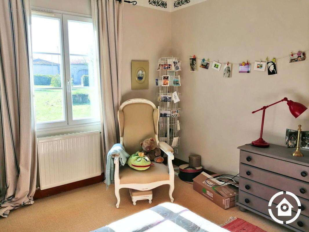 Maison à BALLANS