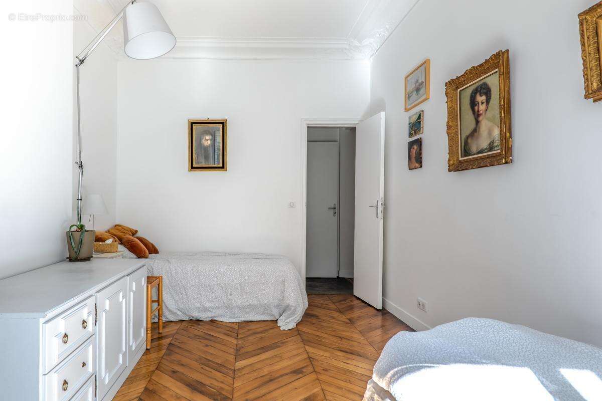 Appartement à PARIS-9E