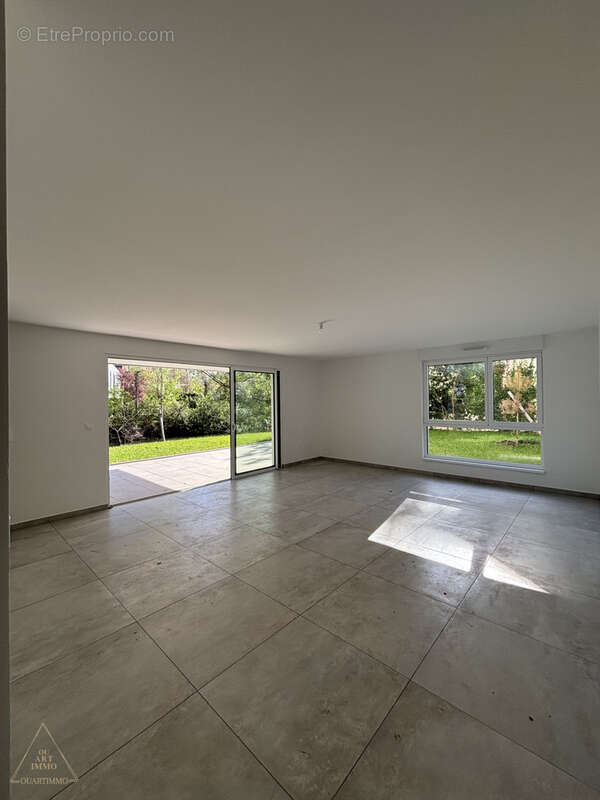 Appartement d'exception -  500m2 de jardin - quartier prestigieux du WACKEN - photo 2