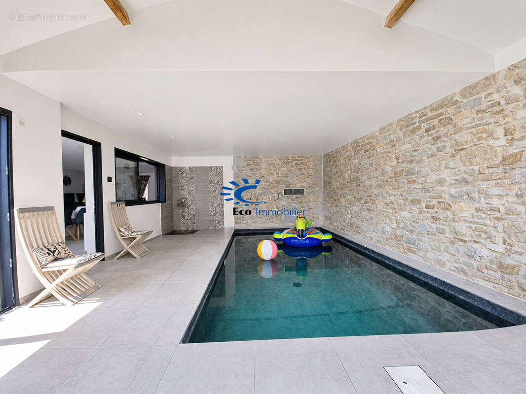 Exclusivite perigny 235 m² jardin - photo 4