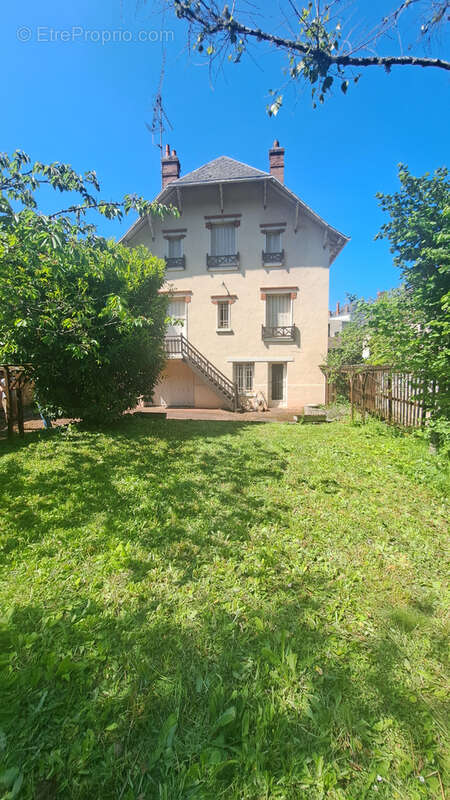 Maison à MALESHERBES