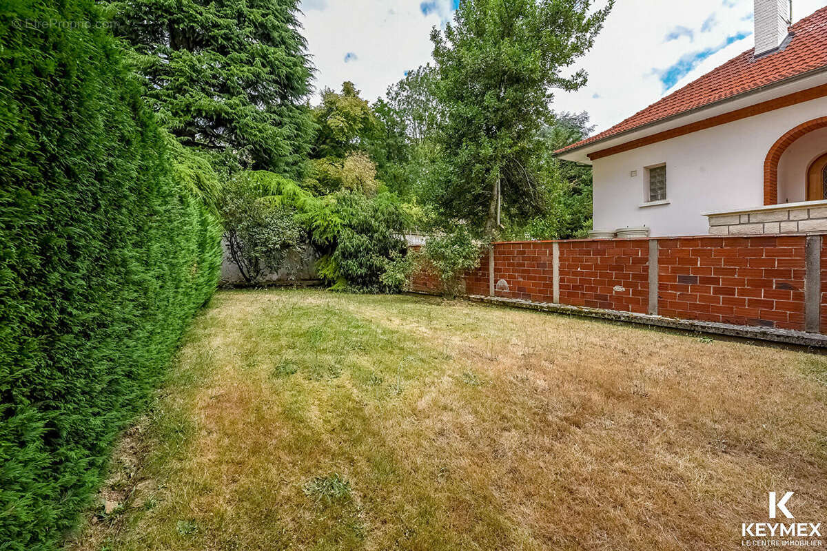 Appartement F2 avec jardin, box et cave ? Fontenay-aux-Roses (Le Clos des Fontaines) - photo 9