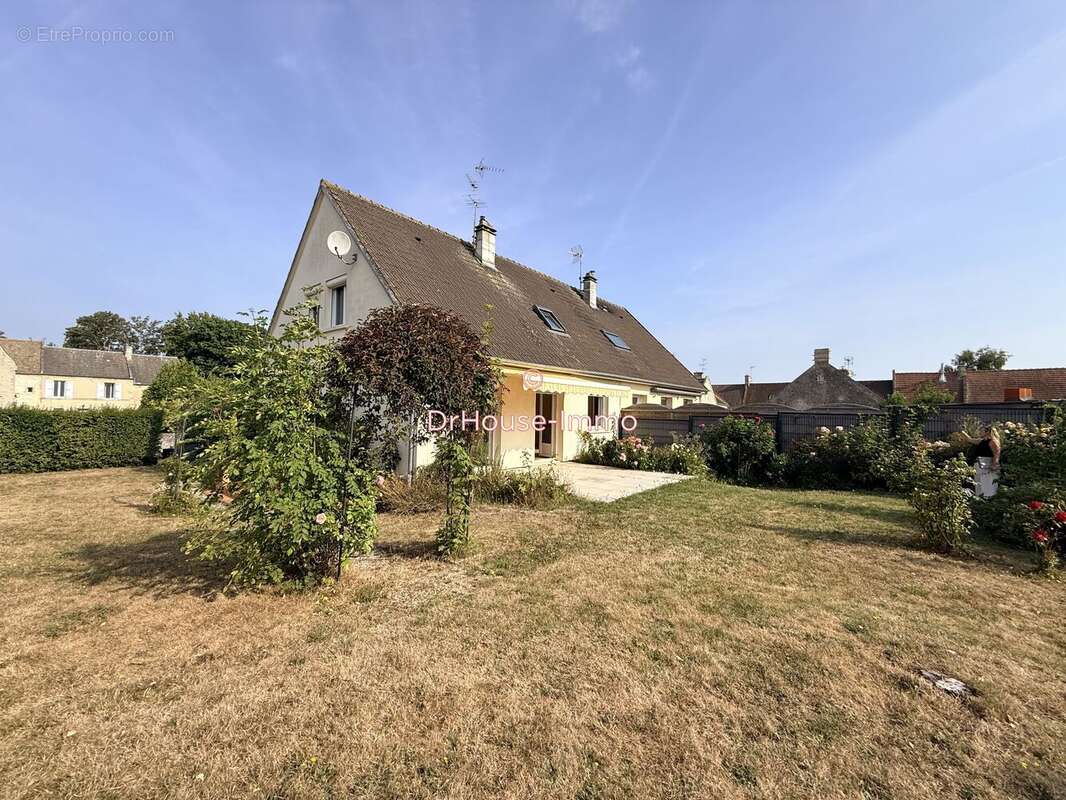 Maison 107 m² à Colomby-Sur-Thaon  - photo 4