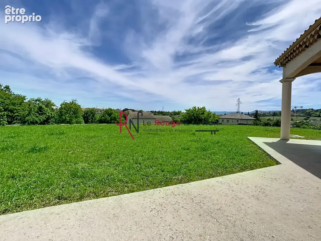 Boulieu-les-Annonay, maison individuelle de plain-pied, autoconsommation, sur une parcelle de 2080m2 plate. - photo 3
