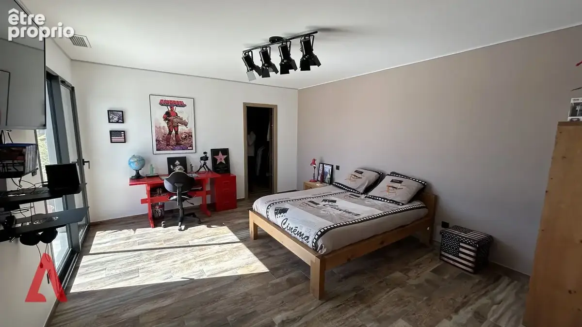 Villa contemporaine d'exception  300 m² habitables  4 suites  Vue panoramique  Prestations haut de gamme - photo 13