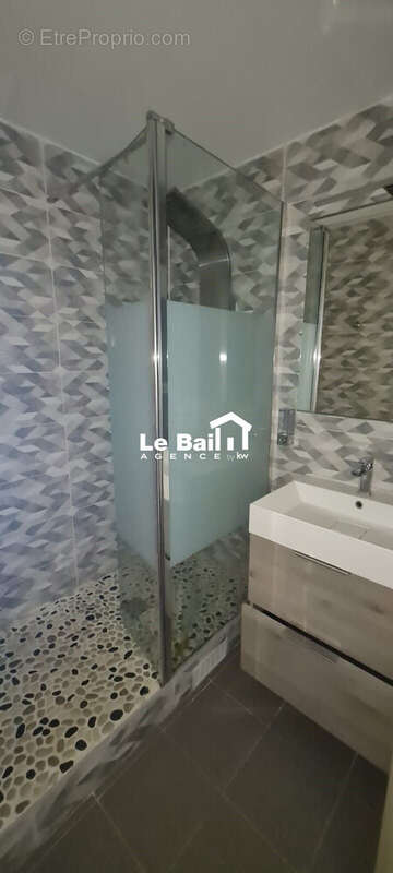 Appartement 60 m² à Osny  - photo 7