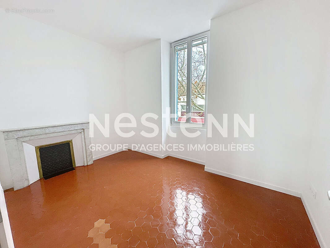 Appartement à SAINT-MARTIN-DE-CRAU