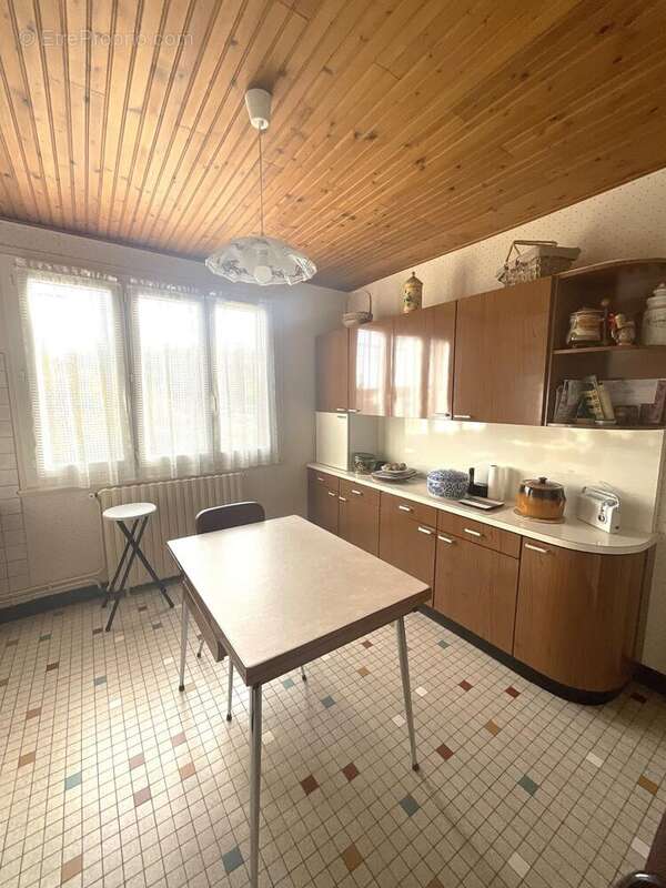 Photo 2 - Maison à VIERZON