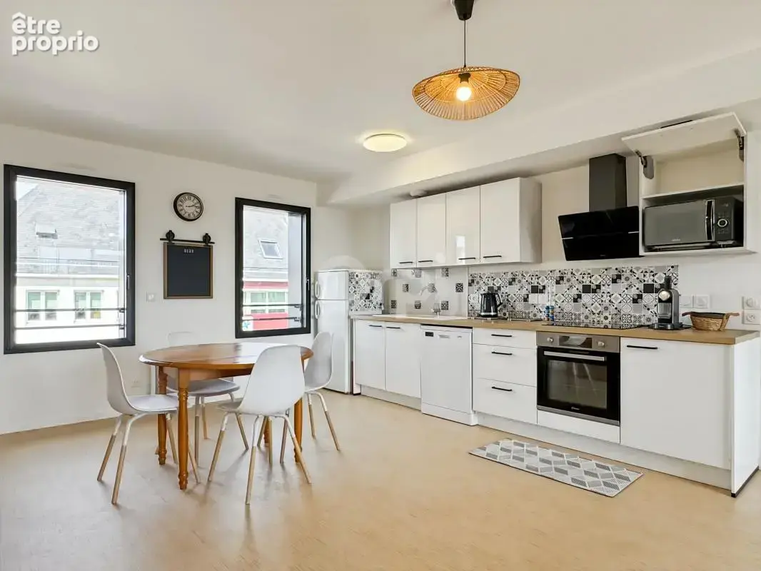 À vendre – Charmant 2 pièces lumineux avec balcon en hyper-centre de Pacy - photo 3
