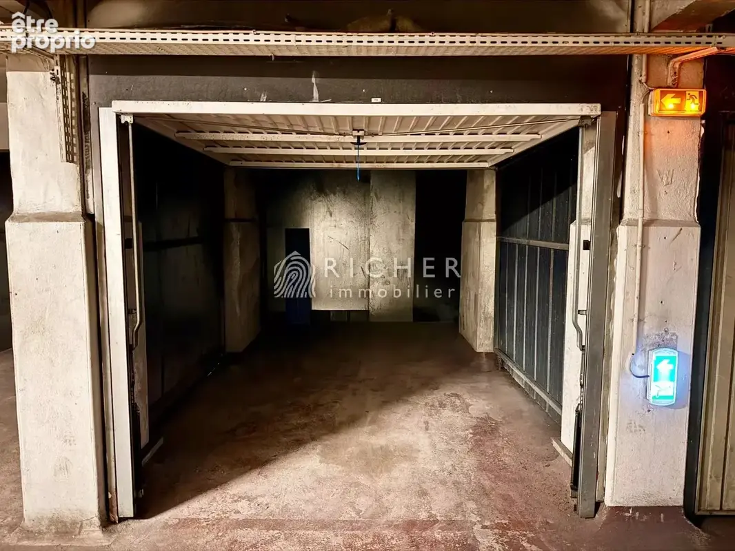 Parking 12 m² · à Nice · 12 m² · 69 000 €