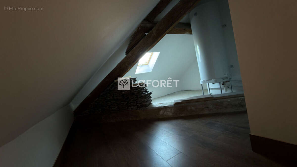Appartement à SALINS-LES-THERMES