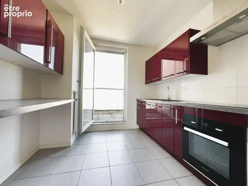 Appartement T3 terrasse et garage - photo 12