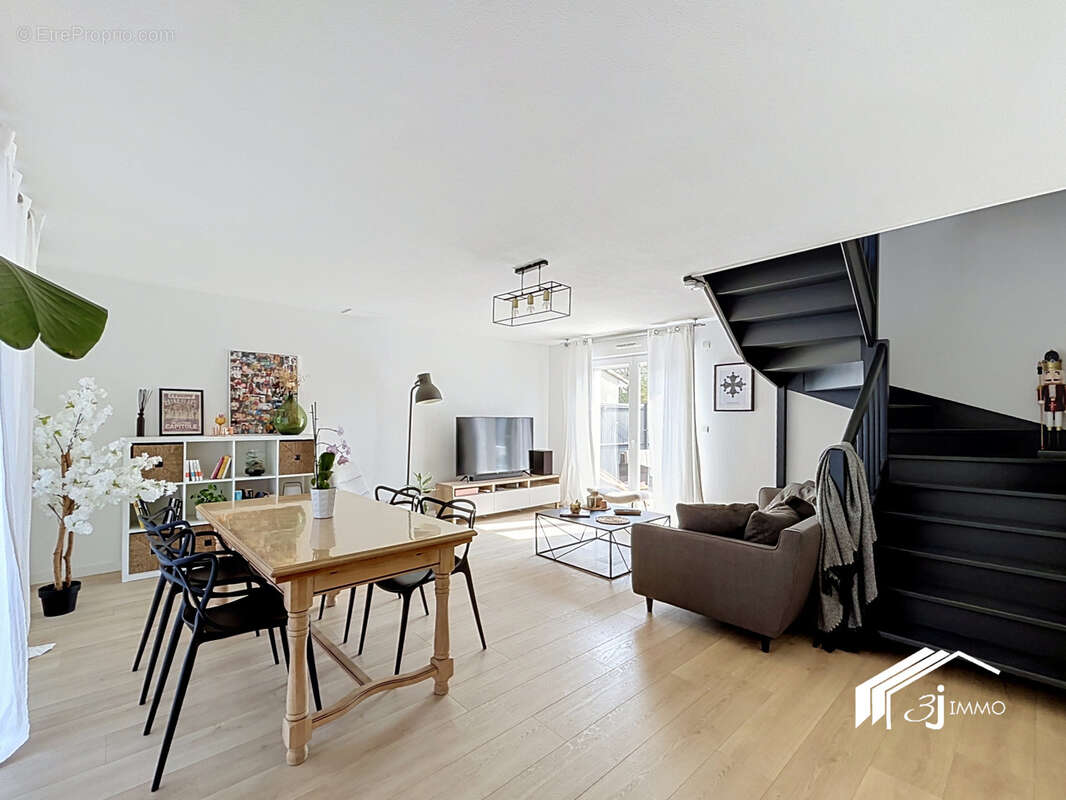 Maison T4 DAUX - photo 3