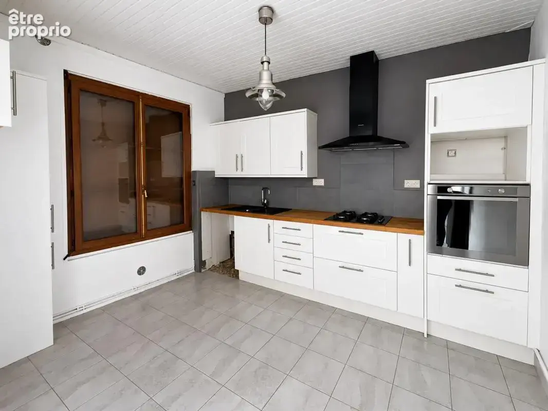 Maison de 7 pièces de 126 m² - photo 3