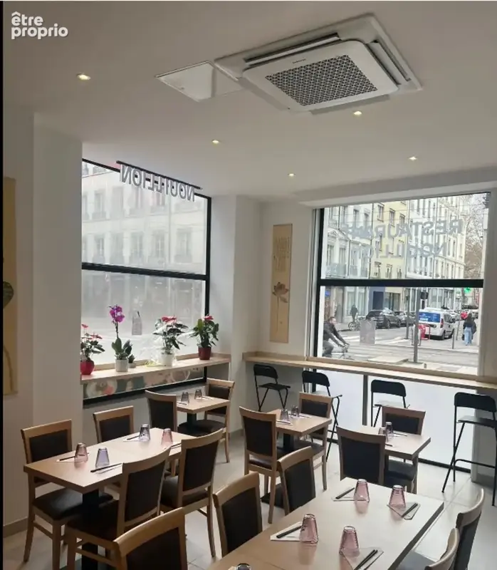 Coup de fusils Restaurant d'angle Rue Servient/ Préfecture/ Tribunal/ Part-Dieu - photo 5