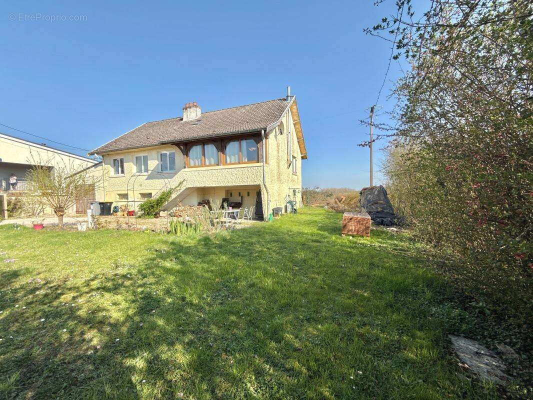 Maison à BROIN