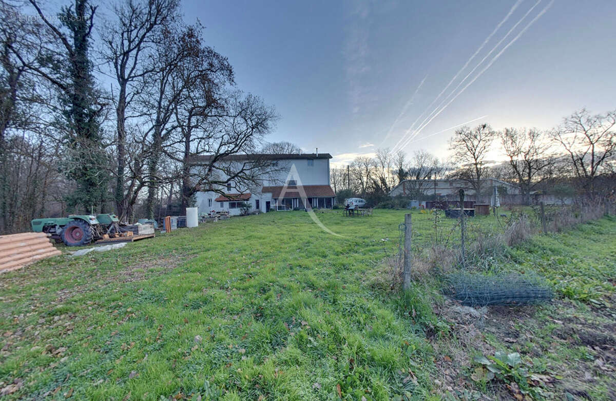 Maison à CASTELSARRASIN