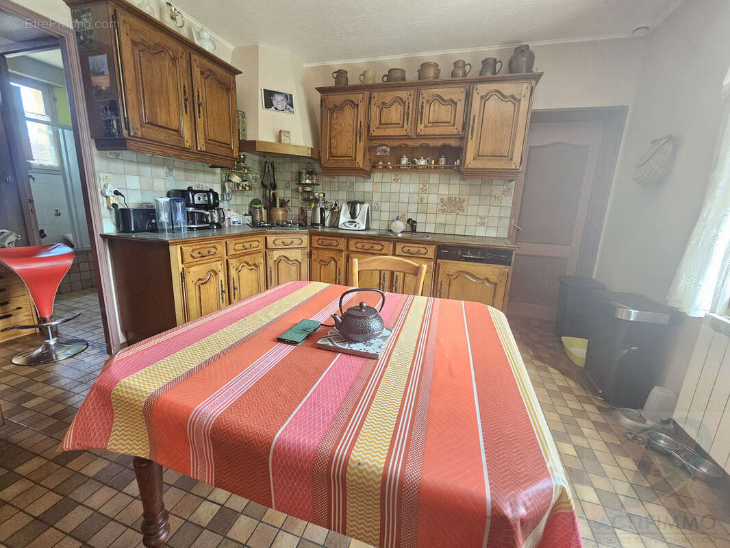 Maison à MESSEI