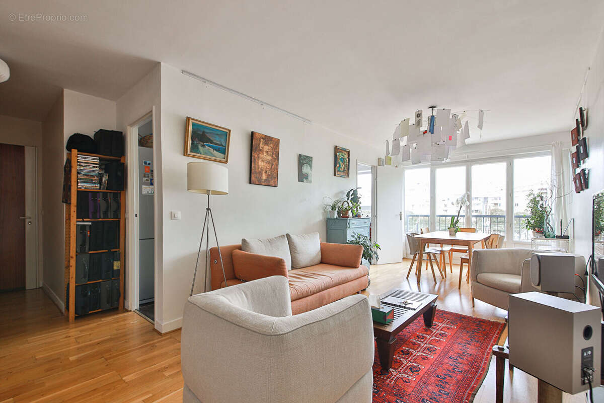 Appartement à PARIS-15E