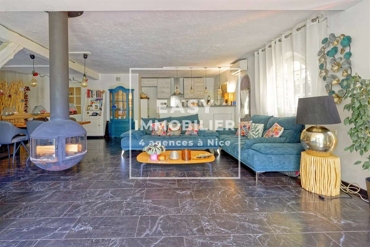 Maison à LA COLLE-SUR-LOUP