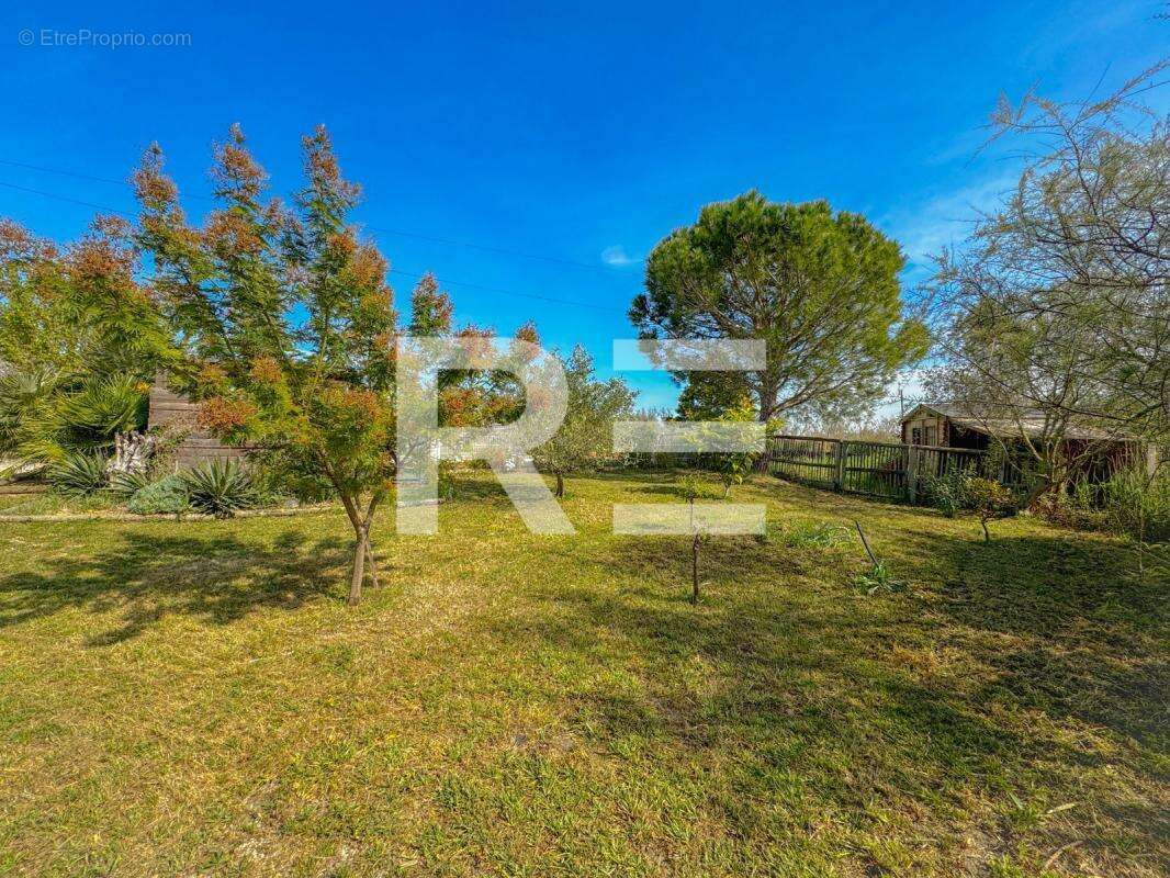 Maison à BELLEGARDE