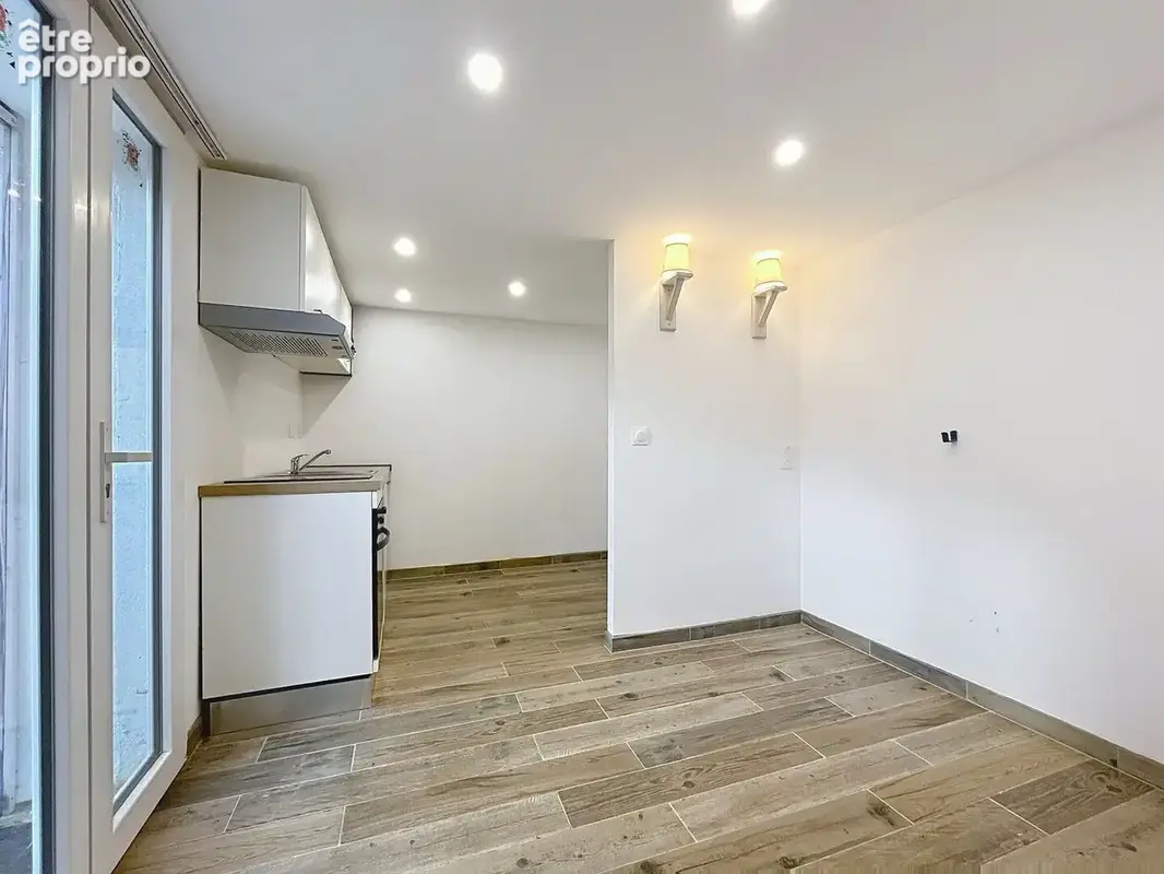 Villa Mitoyenne + Studio Indépendant et Terrain de 1200m2 à Bancairon - photo 13