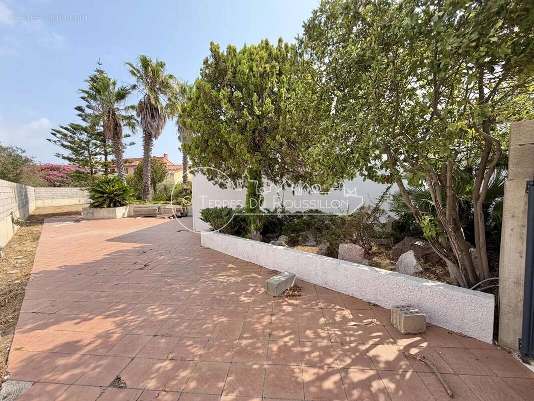 Villa F8 4 Faces 300 m² Canet Plage avec Piscine et Garage - photo 32