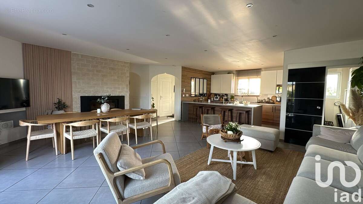 Photo 3 - Maison à CHATELLERAULT