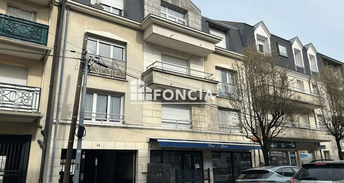 Appartement à PONTAULT-COMBAULT