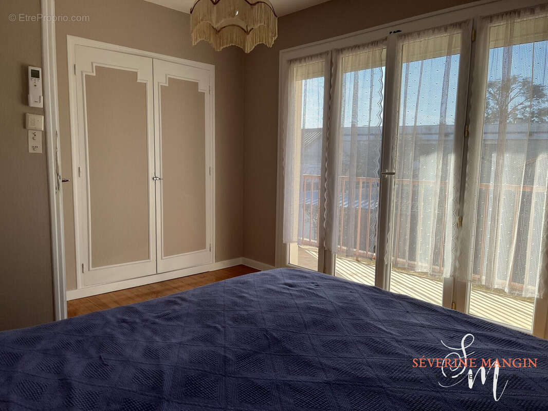 Maison à ROMANS-SUR-ISERE