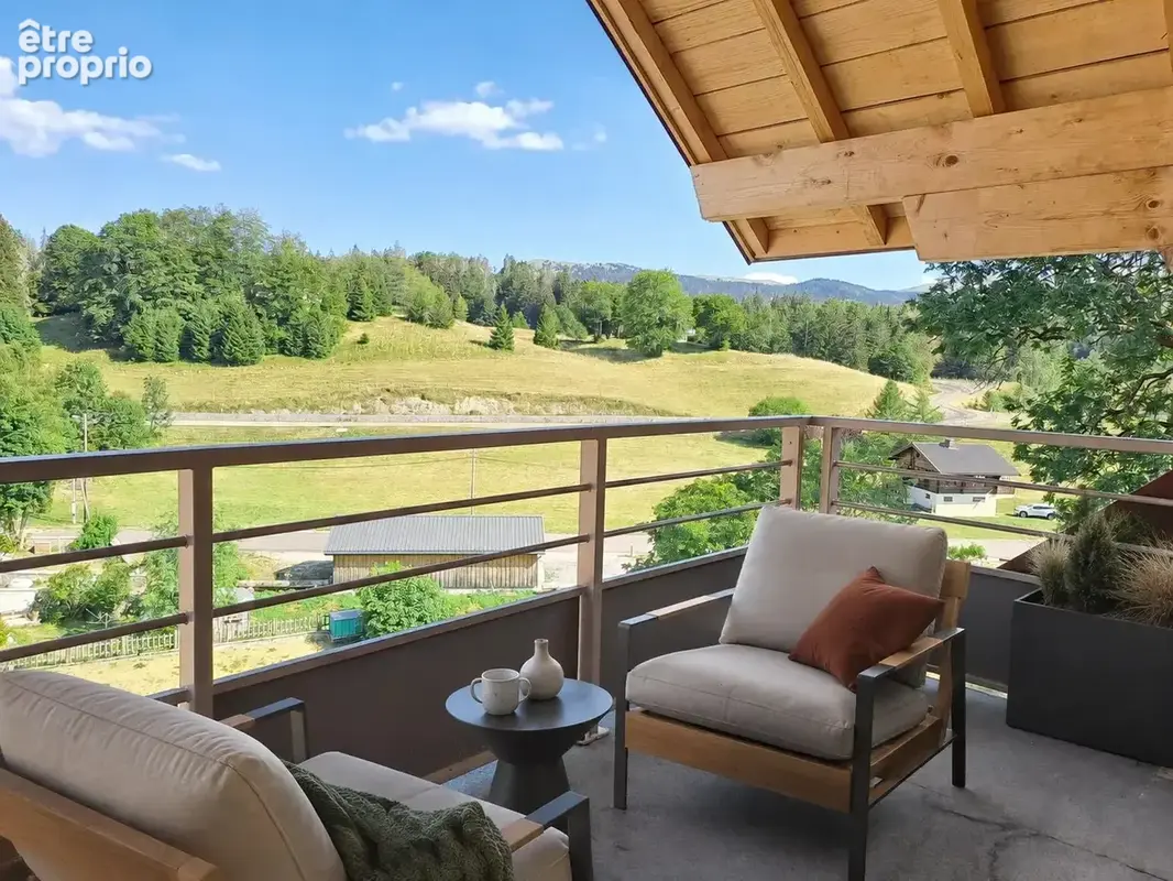 Appartement à LAJOUX