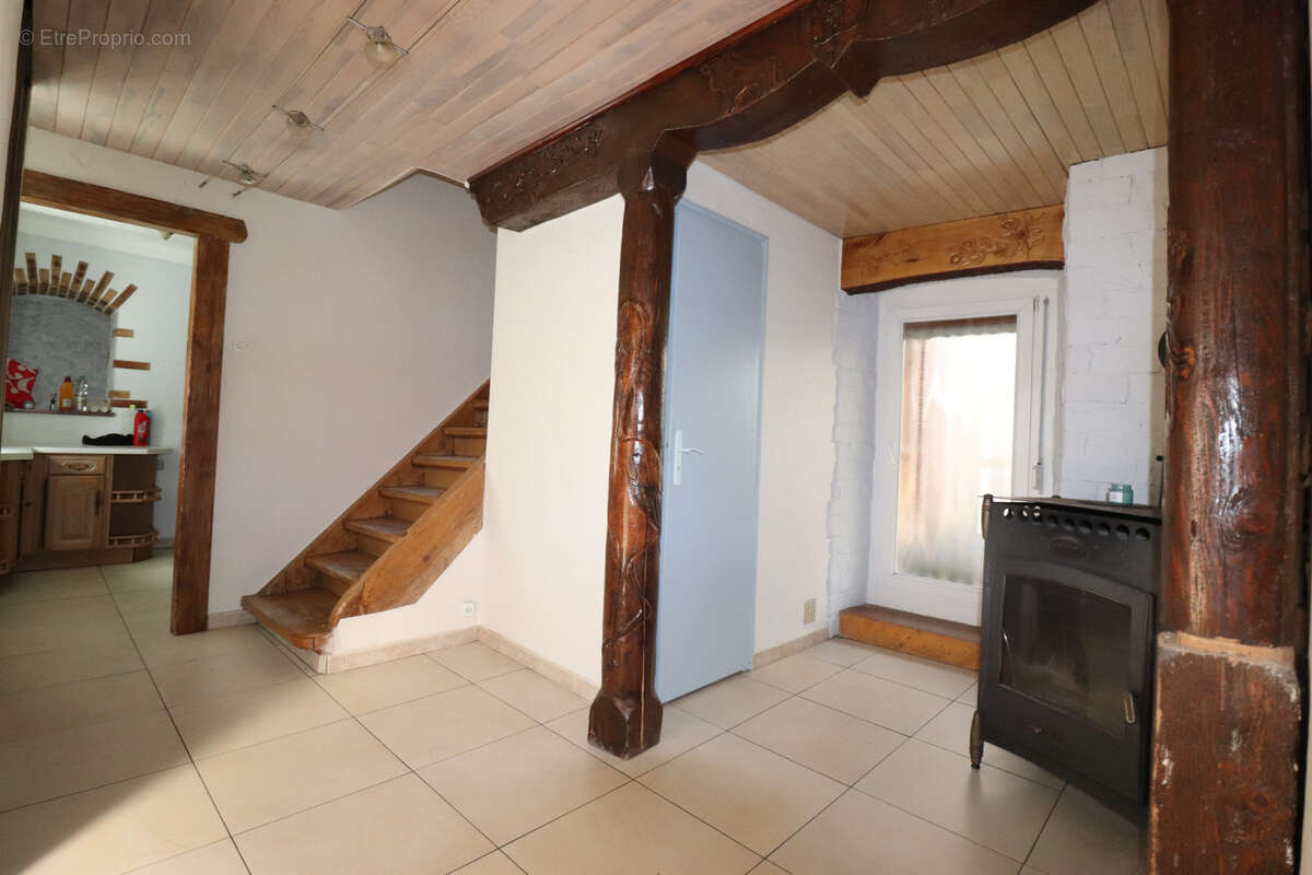 Maison à URBES