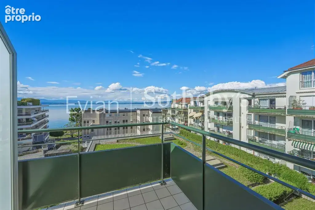 Evian centre ville appartement t4 vue lac - photo 14